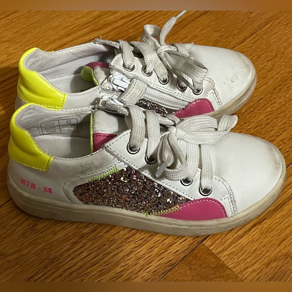 Naturino shoes, size 28